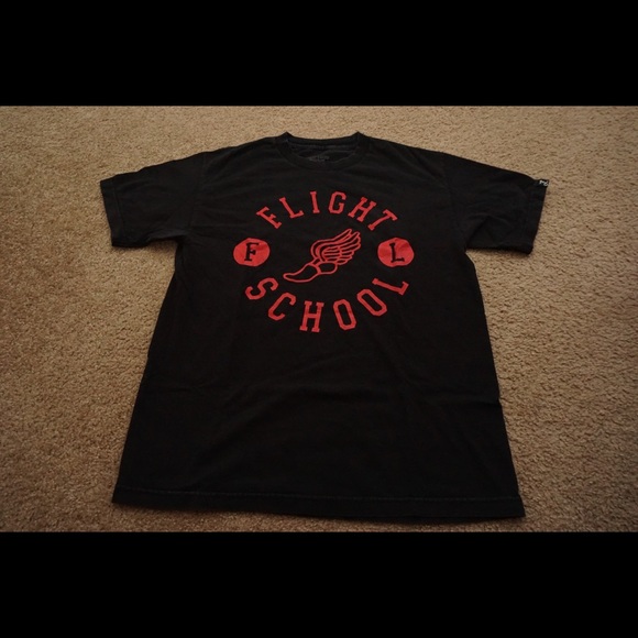 ‘Flight School’  Black Tee by Fully Laced - Picture 1 of 3